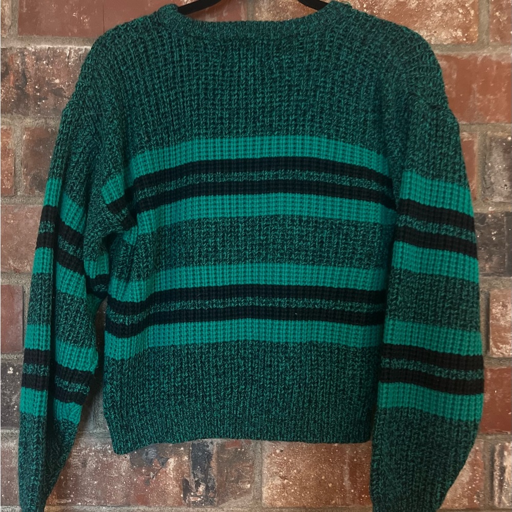 High Sierra knit sweater in a boy’s size L.
